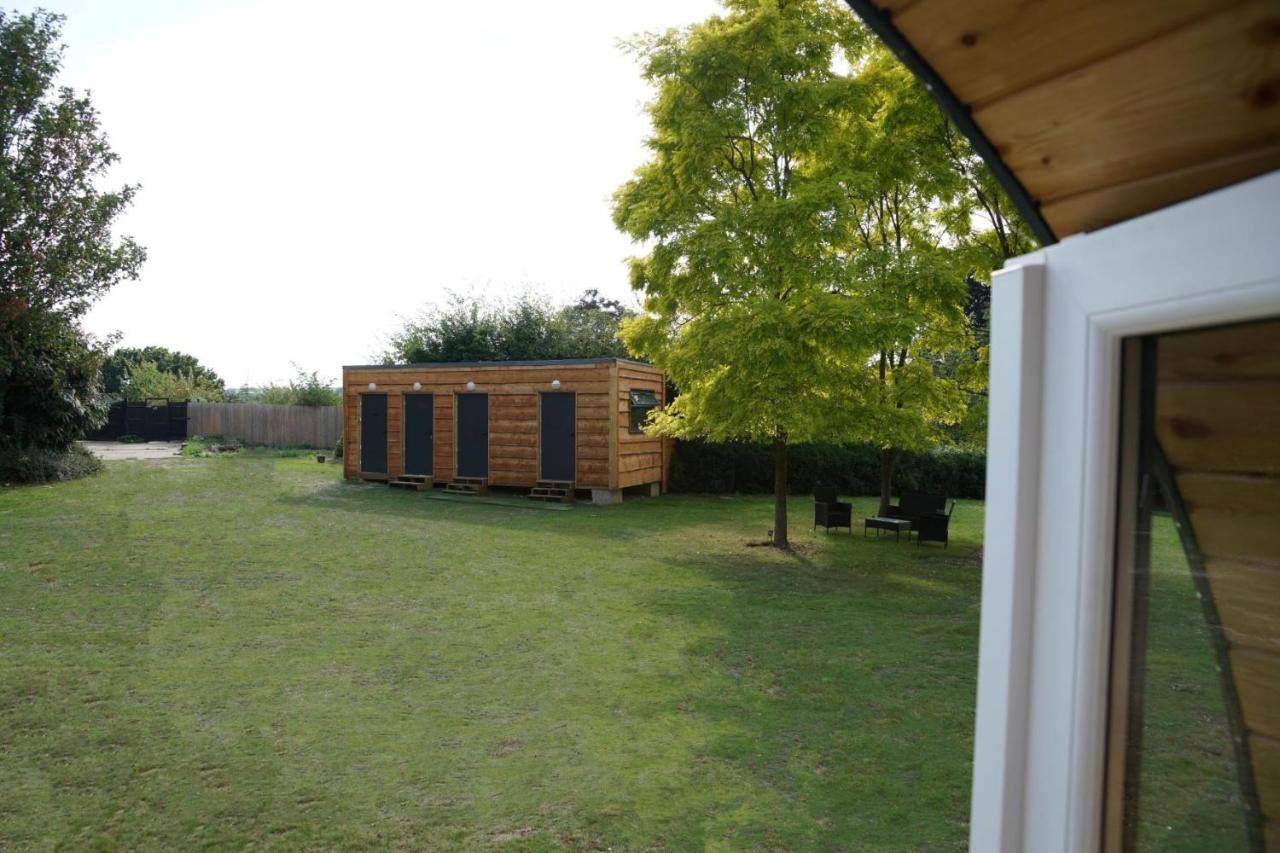 The Piggery Pod Hotel Sittingbourne Eksteriør billede